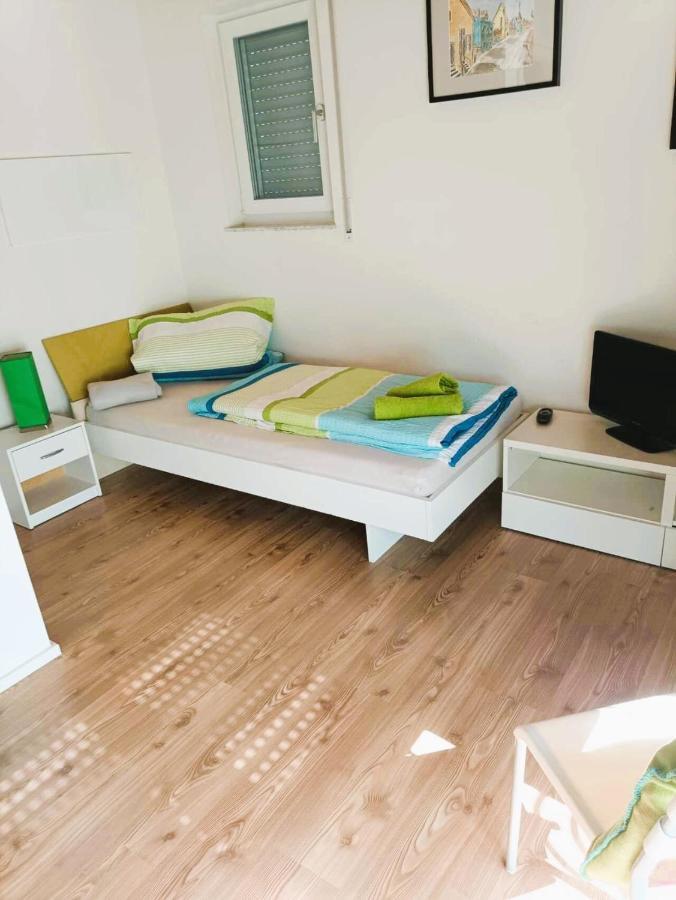 Sylvis Home Zentral Gelegenes Ferienhaus In Ruhiger Lage Fürth 外观 照片